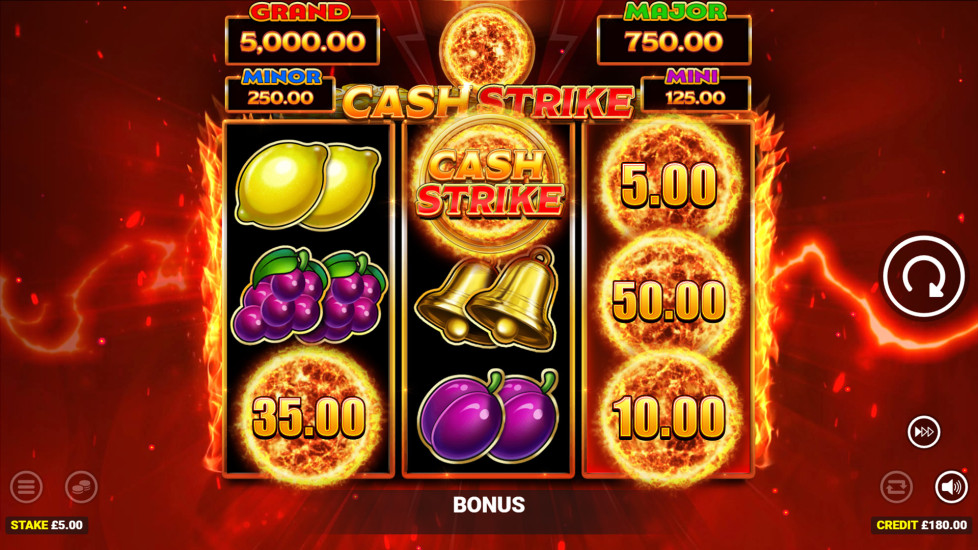 Cash Strike slot showing Gold Cash symbols on reels 1 and 3 with the Collect symbol on reel 2