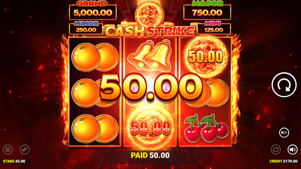 Cash Strike slot Cash Blast meter filling above the reels to trigger the bonus directly