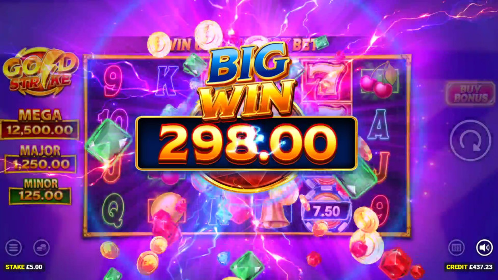Gold Strike slot Fortune Blitz feature showing only Cash, Collect and Bonus symbols active on the reels